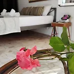 King Size Bed, Terra Relaxa, Vista Al Mar, Near Achilleio