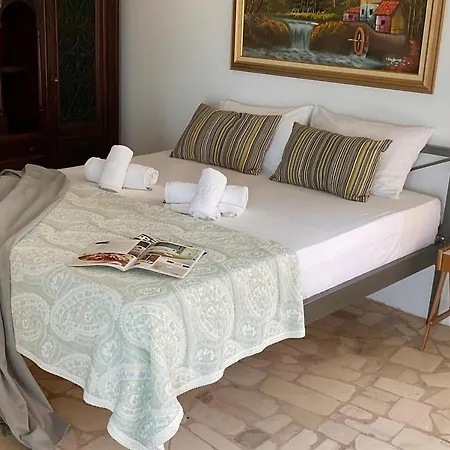Vakantiehuis King Size Bed, Terra Relaxa, Vista Al Mar, Near Achilleio Achílleion