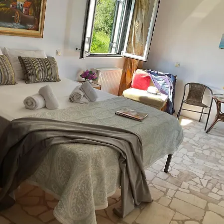 King Size Bed, Terra Relaxa, Vista Al Mar, Near Achilleio Achílleion